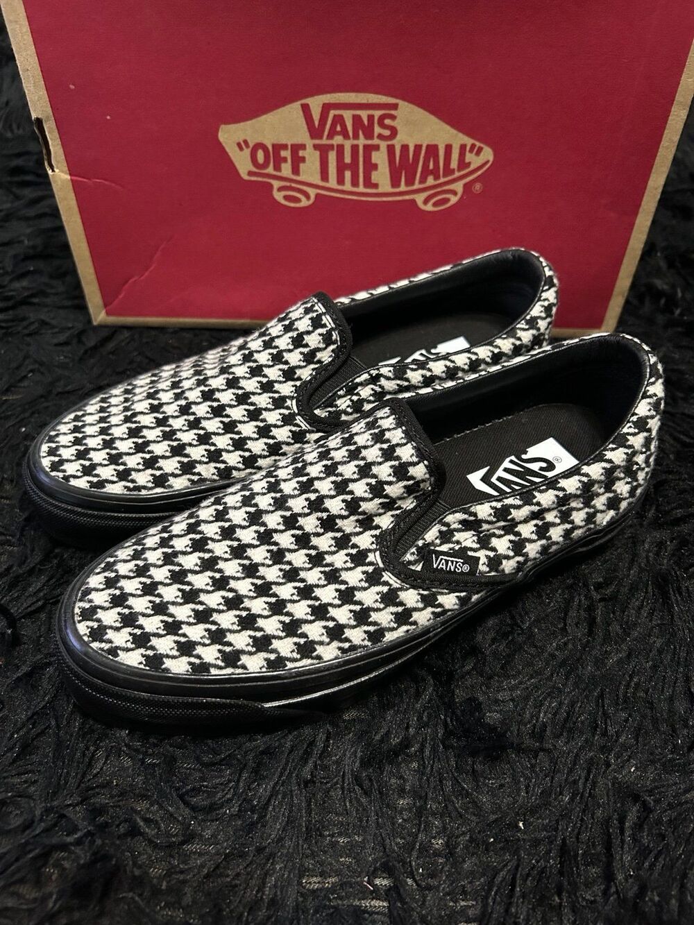 LX Classic Slip-On 98 black and white houndstooth pattern shoes sneakers sz7 new